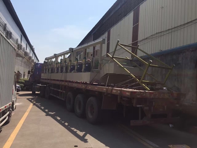 電梯板不銹鋼蝕刻機發(fā)貨，免費蝕刻工藝技術(shù)支持