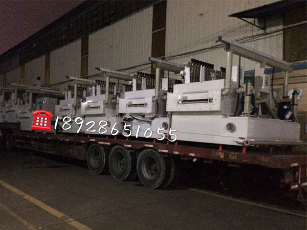 14米高精密蝕刻機(jī)裝車發(fā)貨!